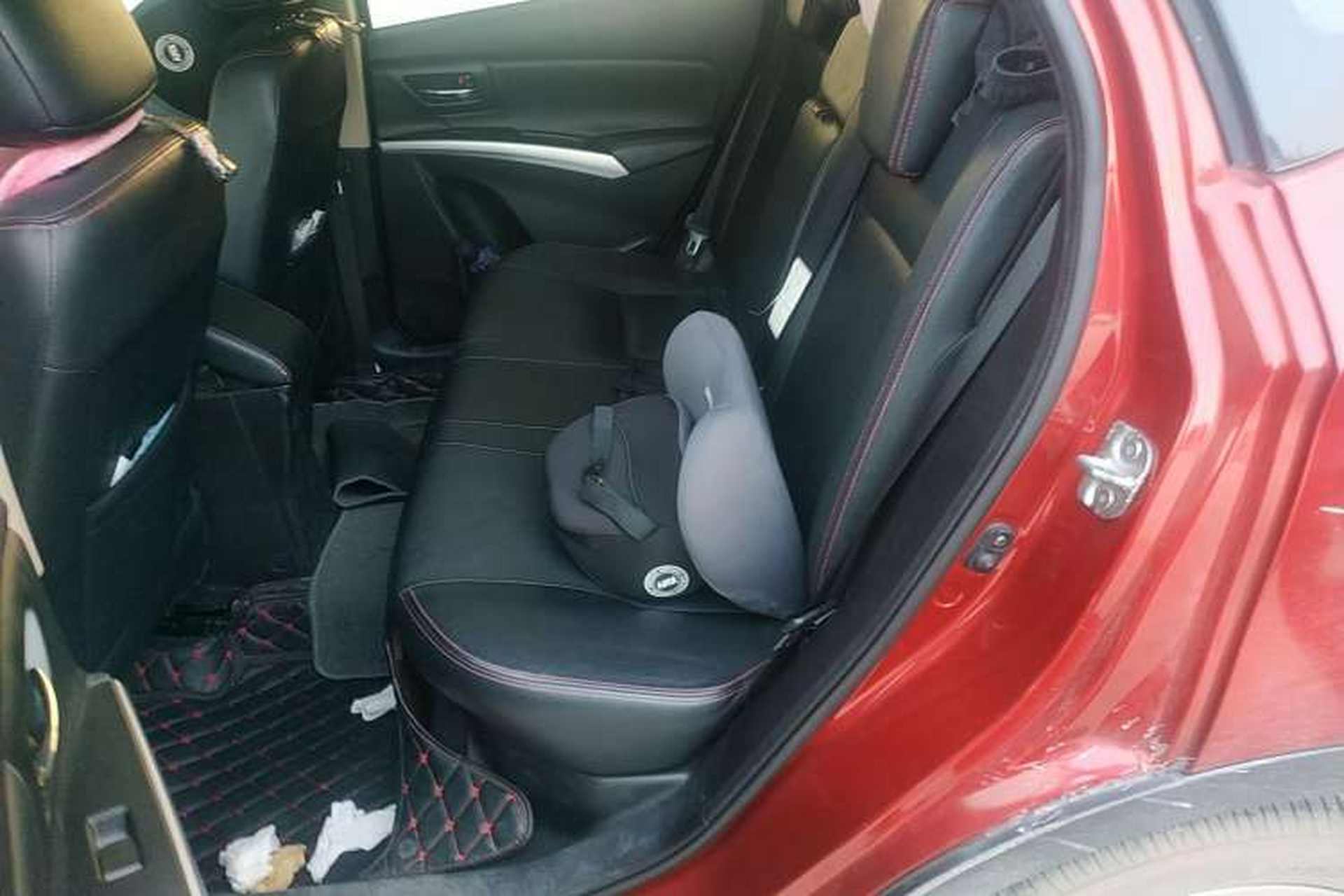 Used Suzuki S-Cross 2015 1.6L CVT Two-Wheel Drive Elite Version Left Rear Seat