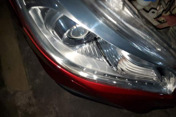 Used Suzuki S-Cross 2015 1.6L CVT Two-Wheel Drive Elite Version Right Front Headlight