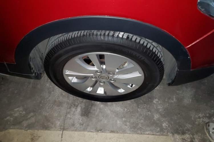 Used Suzuki S-Cross 2015 1.6L CVT Two-Wheel Drive Elite Version Right Front Wheel Hub