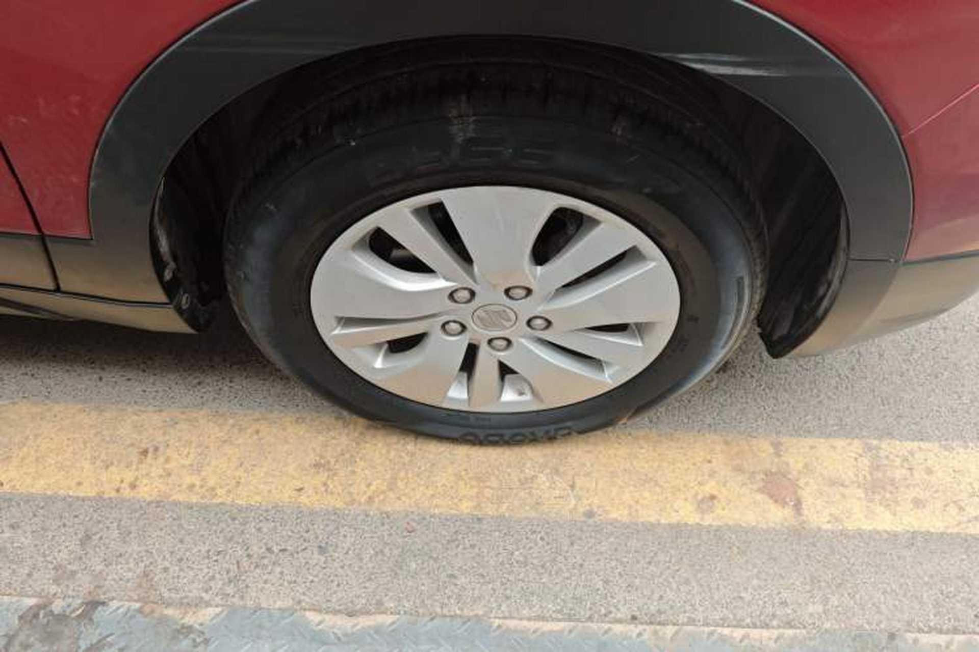 Used Suzuki S-Cross 2015 1.6L Manual Two-Wheel Drive Entry Model Right Front Wheel Hub