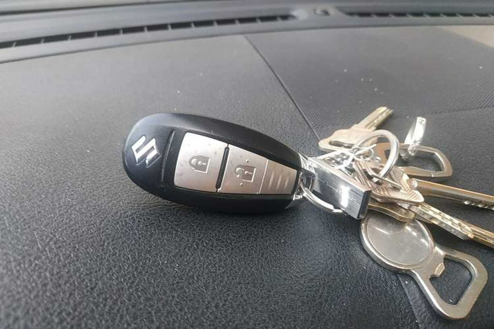 Used Suzuki S-Cross 2015 1.6L CVT Two-Wheel Drive Elite Version Vehicle Key