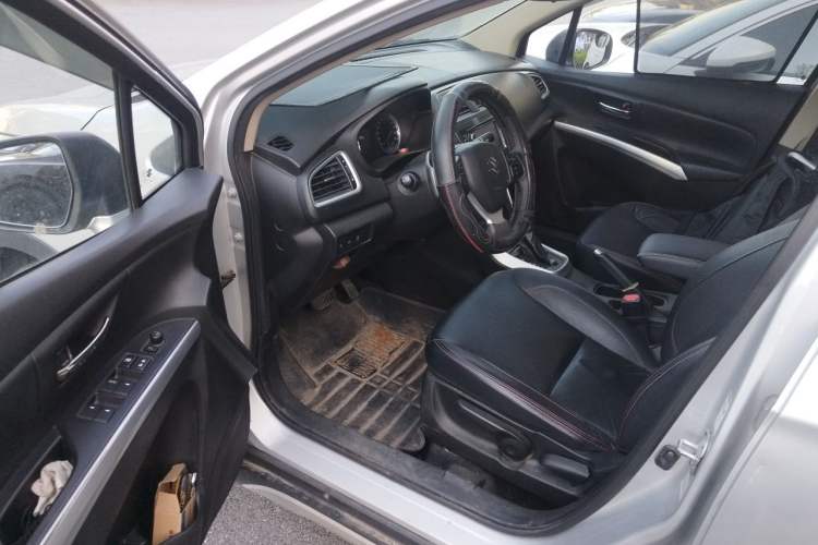 Used Suzuki S-Cross 2015 1.6L CVT Two-Wheel Drive Elite Version Driver Seat