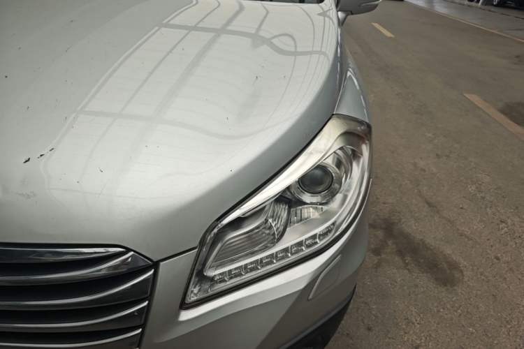 Used Suzuki S-Cross 2015 1.6L CVT Four-Wheel Drive Elite Model Left Front Headlight