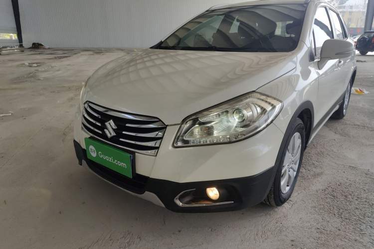 Used Suzuki S-Cross 2015 1.6L CVT Two-Wheel Drive Elite Version Guazi used car, China used car export, Used car for sale, Used cars, Cheapest cars for sale