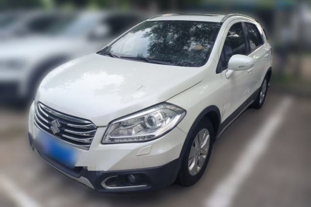 Ojetý Suzuki S-Cross 2015 1.6L Manual Two-Wheel Drive Elite Model