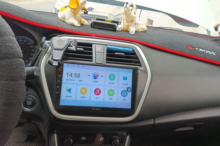 Used Suzuki S-Cross 2015 1.6L CVT Four-Wheel Drive Elite Model Audio And AC Panel