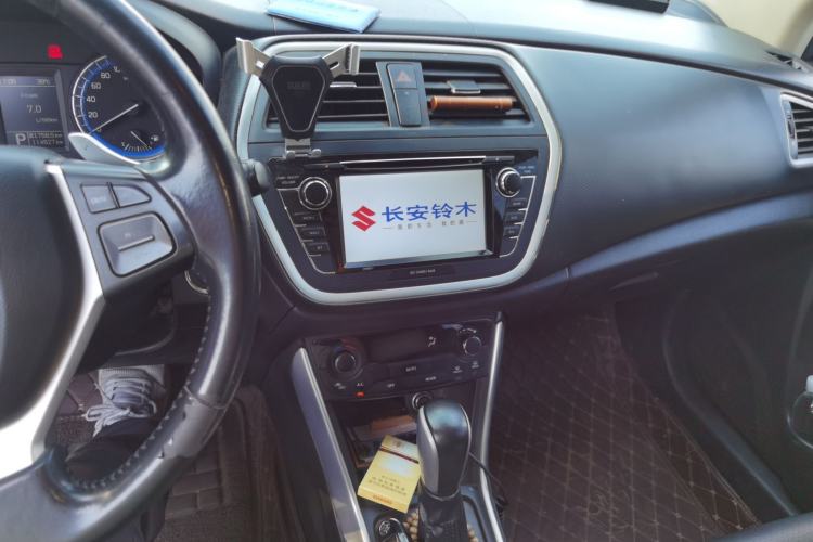 Used Suzuki S-Cross 2015 1.4T Automatic Two-Wheel Drive Prestige Model Audio And AC Panel