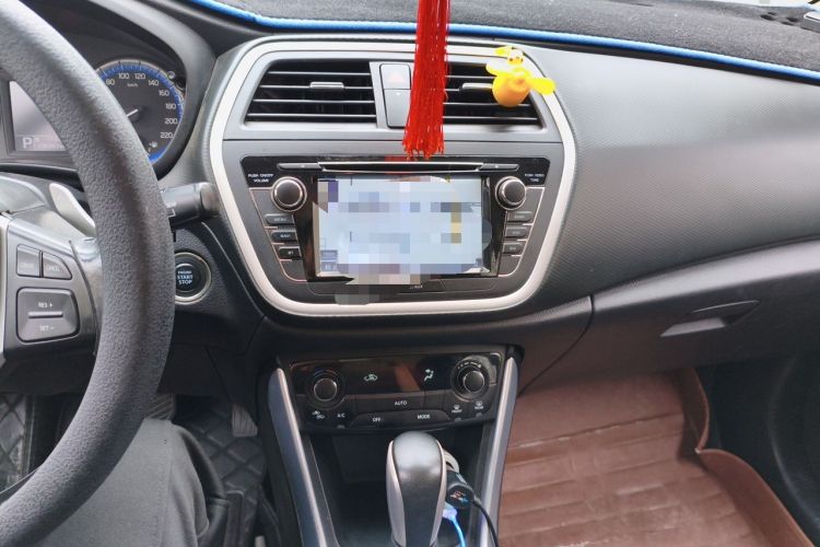 Used Suzuki S-Cross 2015 1.6L CVT Two-Wheel Drive Elite Version Audio And AC Panel
