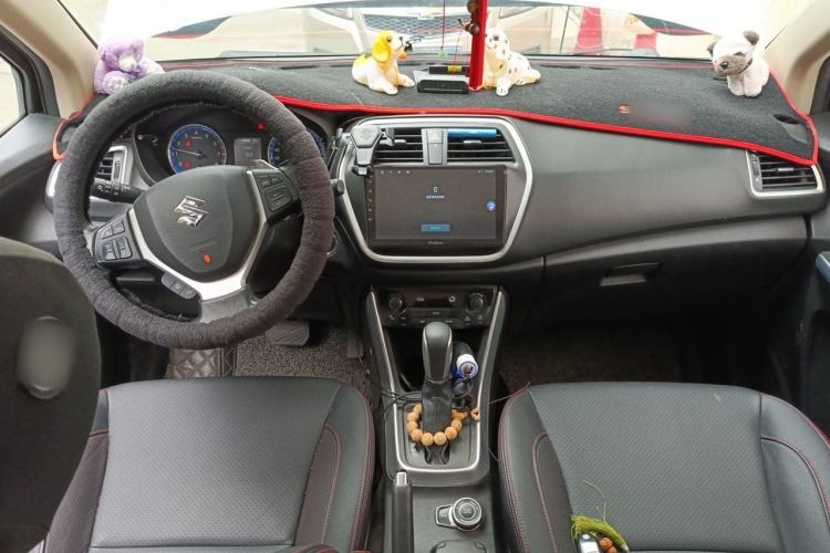 Used Suzuki S-Cross 2015 1.6L CVT Four-Wheel Drive Elite Model Center Console