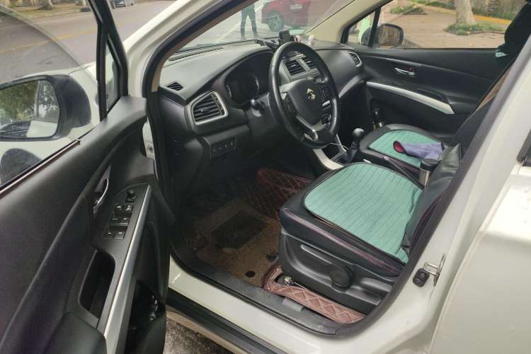 Used Suzuki S-Cross 2015 1.6L Manual Two-Wheel Drive Elite Model Driver Seat