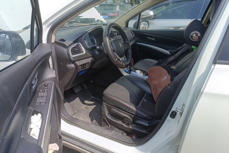 Used Suzuki S-Cross 2015 1.6L CVT Two-Wheel Drive Elite Version Driver Seat