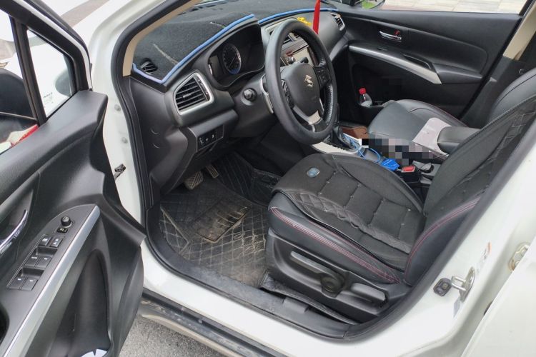 Used Suzuki S-Cross 2015 1.6L CVT Two-Wheel Drive Elite Version Driver Seat