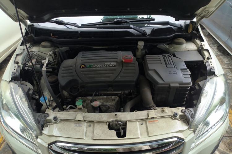 Used Suzuki S-Cross 2015 1.6L CVT Two-Wheel Drive Elite Version Engine Bay