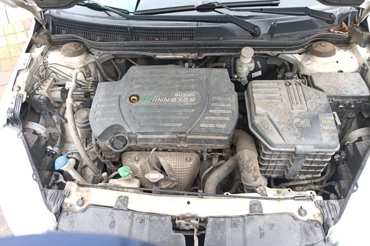 Used Suzuki S-Cross 2015 1.6L CVT Two-Wheel Drive Elite Version Engine Bay