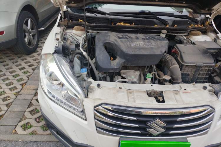 Used Suzuki S-Cross 2015 1.4T Automatic 4x4 Prestige Model Engine Bay Right