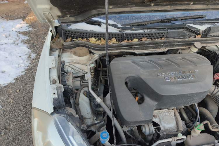 Used Suzuki S-Cross 2015 1.4T Automatic 4x4 Prestige Model Engine Bay Right