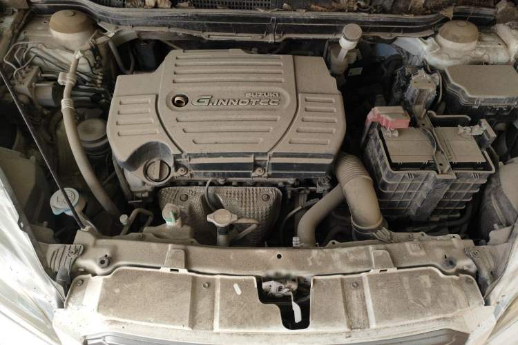 Used Suzuki S-Cross 2015 1.6L CVT Two-Wheel Drive Entry-Level Trim Engine Bay