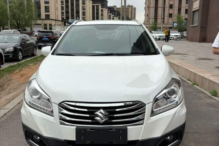 Used Suzuki S-Cross 2015 1.6L Manual Two-Wheel Drive Elite Model Exterior 1
