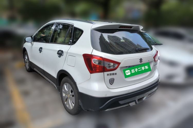 Used Suzuki S-Cross 2015 1.6L CVT Two-Wheel Drive Elite Version Exterior 3