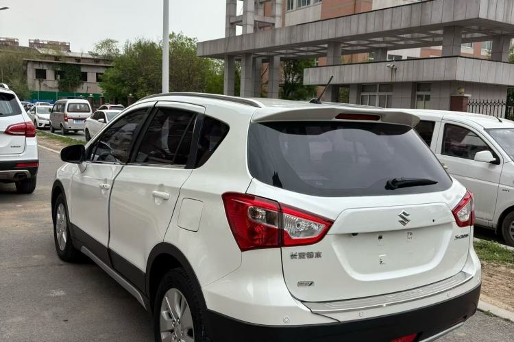 Used Suzuki S-Cross 2015 1.6L Manual Two-Wheel Drive Elite Model Exterior 3