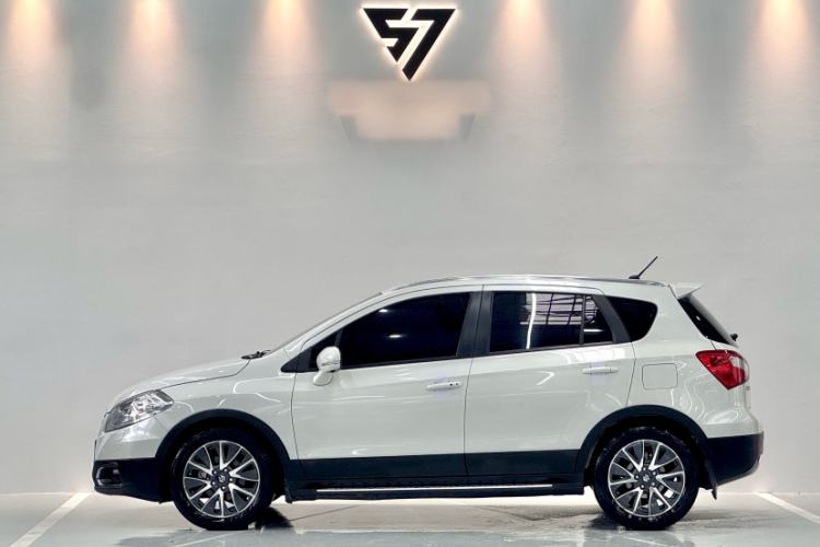 Used Suzuki S-Cross 2015 1.4T Automatic Two-Wheel Drive Prestige Model Exterior 3