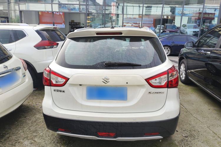 Used Suzuki S-Cross 2015 1.6L CVT Two-Wheel Drive Elite Version Exterior 4