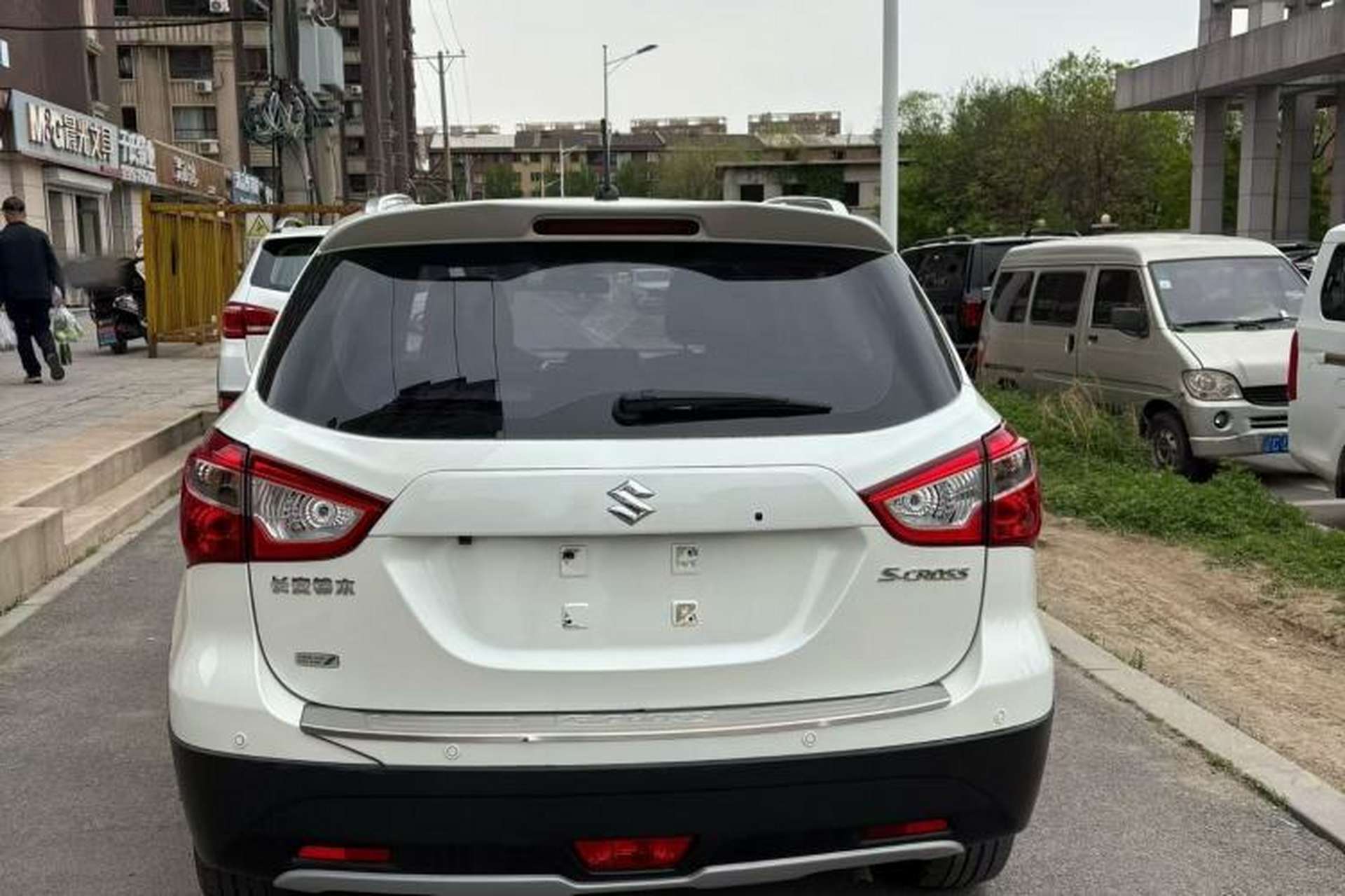 Used Suzuki S-Cross 2015 1.6L Manual Two-Wheel Drive Elite Model Exterior 4