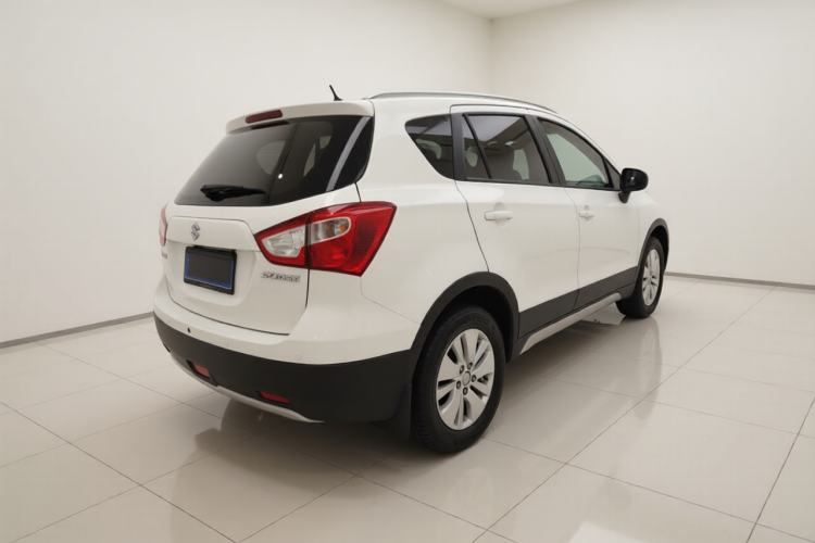 Used Suzuki S-Cross 2015 1.6L CVT Two-Wheel Drive Elite Version Exterior 5
