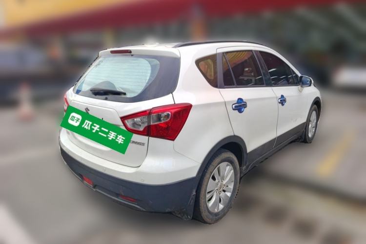 Used Suzuki S-Cross 2015 1.6L CVT Two-Wheel Drive Entry-Level Trim Exterior 5