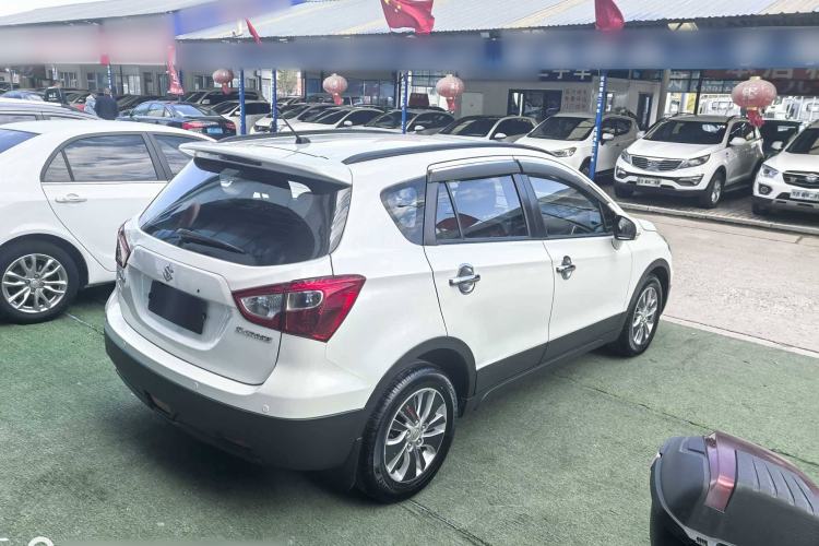 Used Suzuki S-Cross 2015 1.6L CVT Two-Wheel Drive Entry-Level Trim Exterior 5