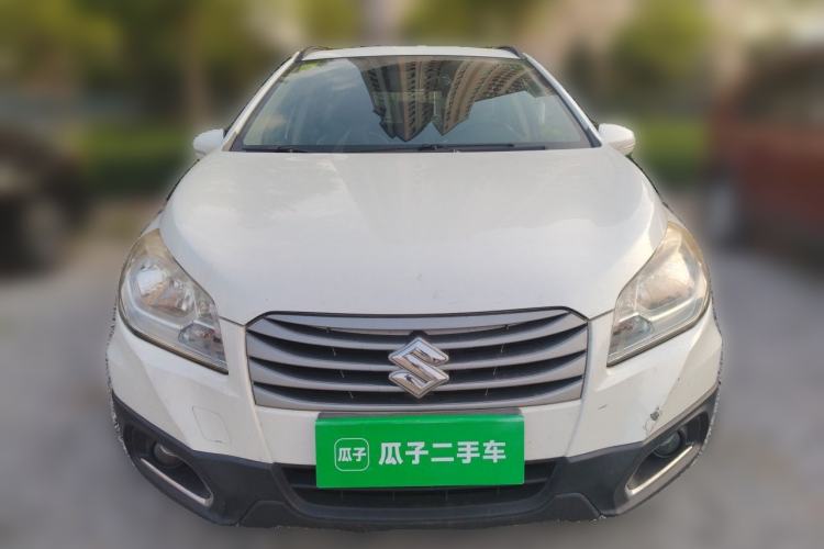 Used Suzuki S-Cross 2015 1.6L CVT Two-Wheel Drive Entry-Level Trim Front