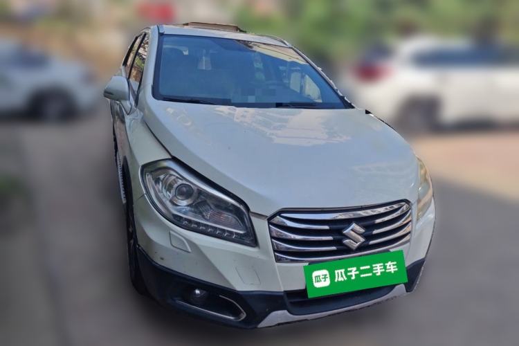 Used Suzuki S-Cross 2015 1.4T Automatic Two-Wheel Drive Prestige Model Front Right 45 Deg