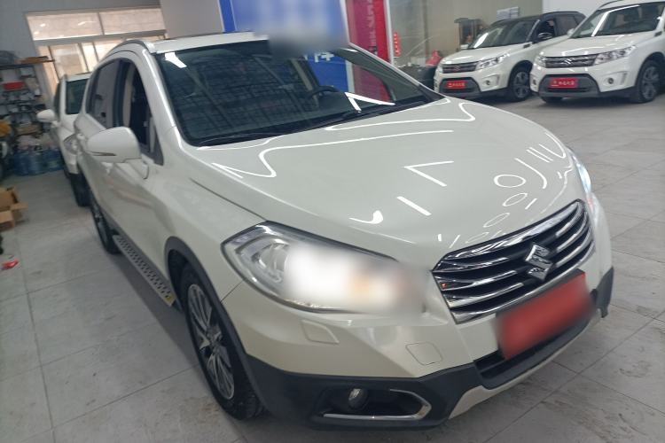 Used Suzuki S-Cross 2015 1.4T Automatic Two-Wheel Drive Prestige Model Front Right 45 Deg