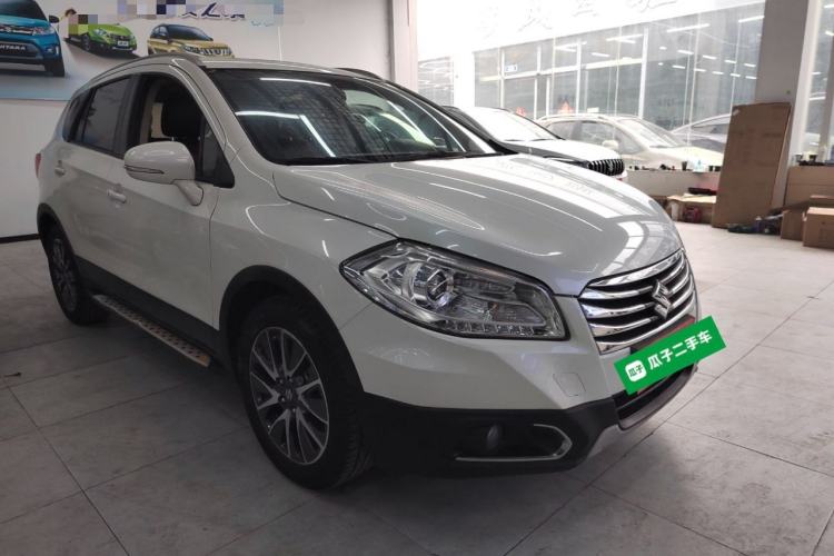 Used Suzuki S-Cross 2015 1.4T Manual Two-Wheel Drive Prestige Model Front Right 45 Deg