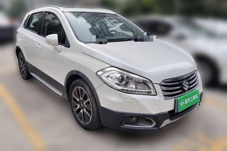Used Suzuki S-Cross 2015 1.4T Manual Two-Wheel Drive Prestige Model Front Right 45 Deg