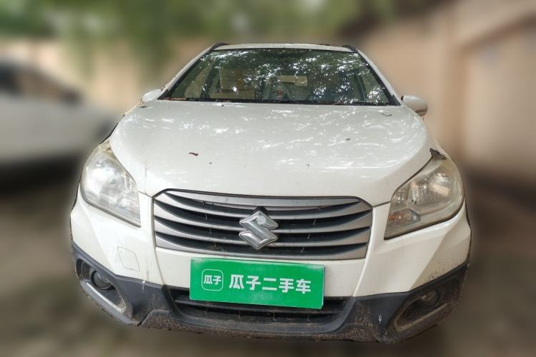 Used Suzuki S-Cross 2015 1.6L CVT Two-Wheel Drive Entry-Level Trim Front