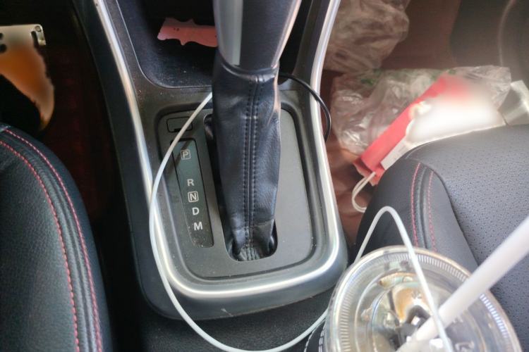 Used Suzuki S-Cross 2015 1.6L CVT Two-Wheel Drive Elite Version Gear Lever