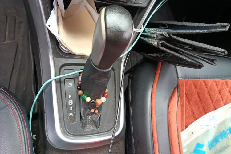 Used Suzuki S-Cross 2015 1.6L CVT Two-Wheel Drive Elite Version Gear Lever