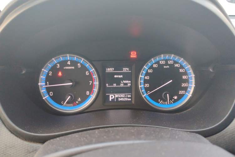 Used Suzuki S-Cross 2015 1.6L CVT Two-Wheel Drive Entry-Level Trim Instrument Cluster