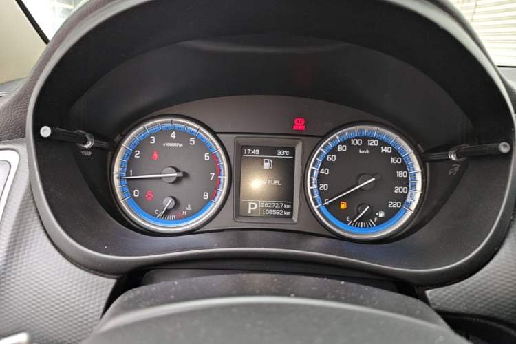 Used Suzuki S-Cross 2015 1.6L CVT Two-Wheel Drive Elite Version Instrument Cluster