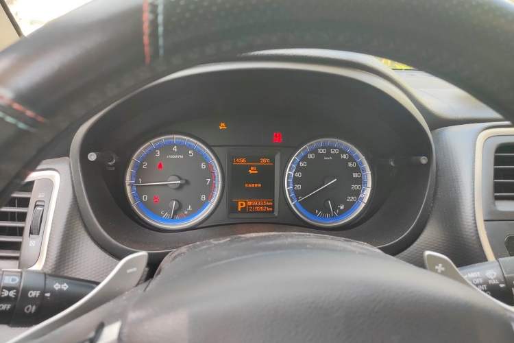 Used Suzuki S-Cross 2015 1.6L CVT Two-Wheel Drive Elite Version Instrument Cluster