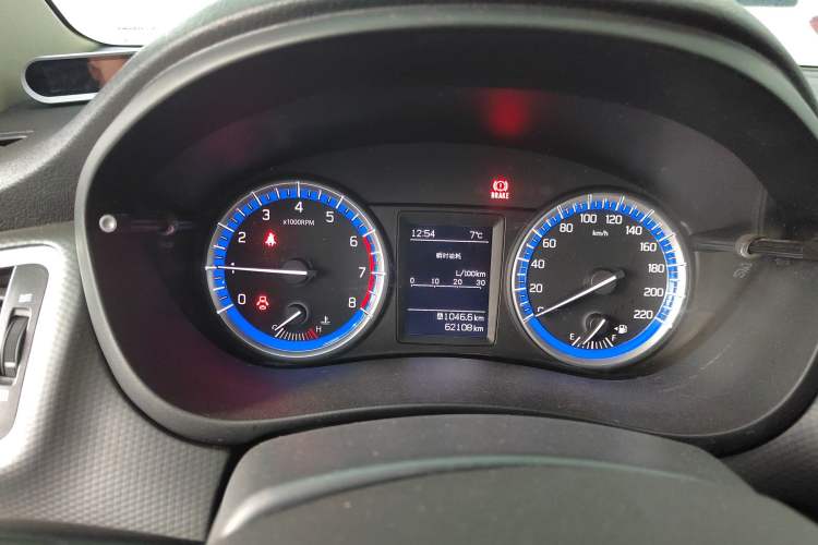 Used Suzuki S-Cross 2015 1.4T Manual Two-Wheel Drive Prestige Model Instrument Cluster