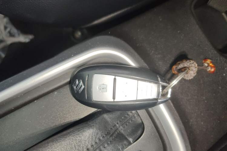 Used Suzuki S-Cross 2015 1.6L CVT Two-Wheel Drive Elite Version Interior 1