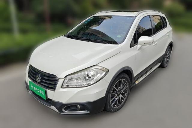 Ojetý Suzuki S-Cross 2015 1.4T Automatic Two-Wheel Drive Prestige Model