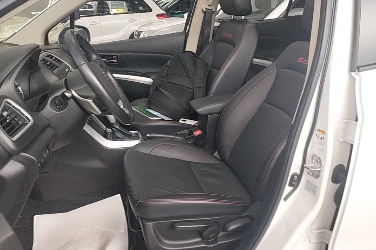 Used Suzuki S-Cross 2015 1.4T Automatic Two-Wheel Drive Prestige Model Left Front Seat