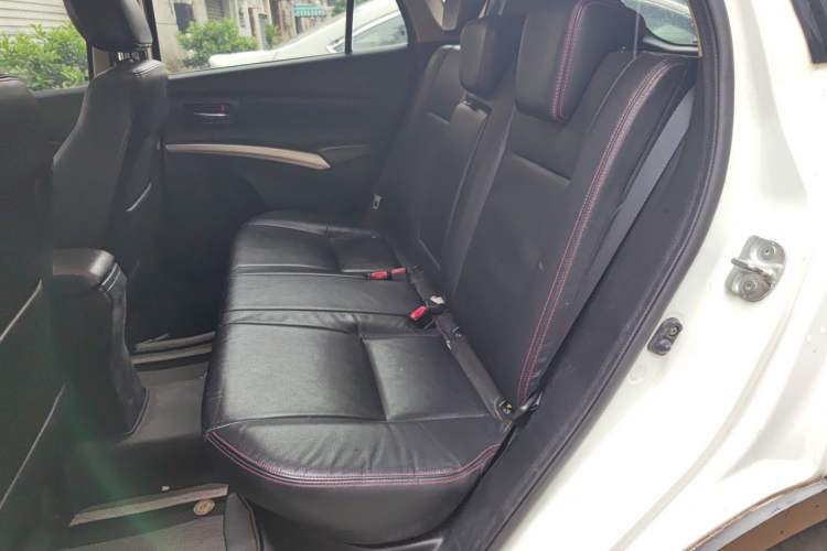 Used Suzuki S-Cross 2015 1.6L CVT Two-Wheel Drive Elite Version Left Rear Seat