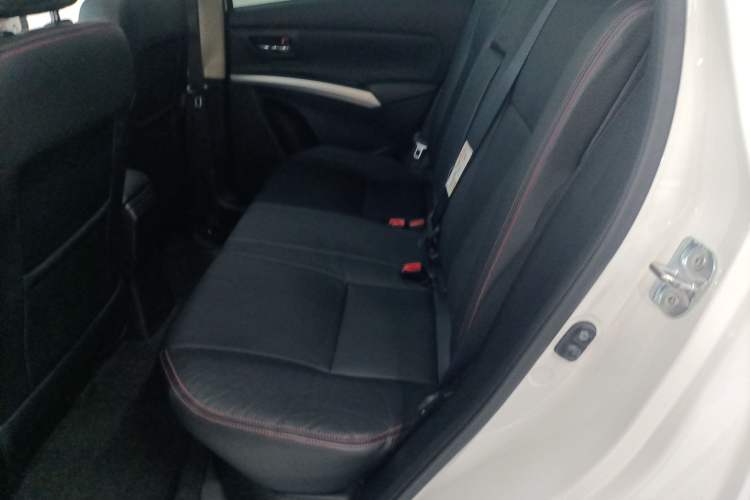 Used Suzuki S-Cross 2015 1.4T Automatic Two-Wheel Drive Prestige Model Left Rear Seat