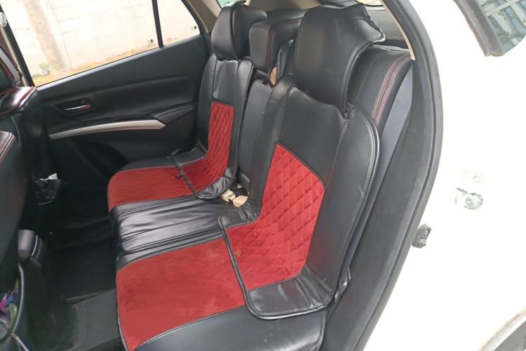 Used Suzuki S-Cross 2015 1.6L CVT Two-Wheel Drive Elite Version Left Rear Seat