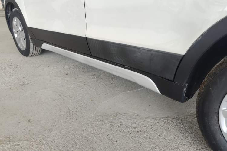 Used Suzuki S-Cross 2015 1.6L CVT Two-Wheel Drive Elite Version Left Side Sill