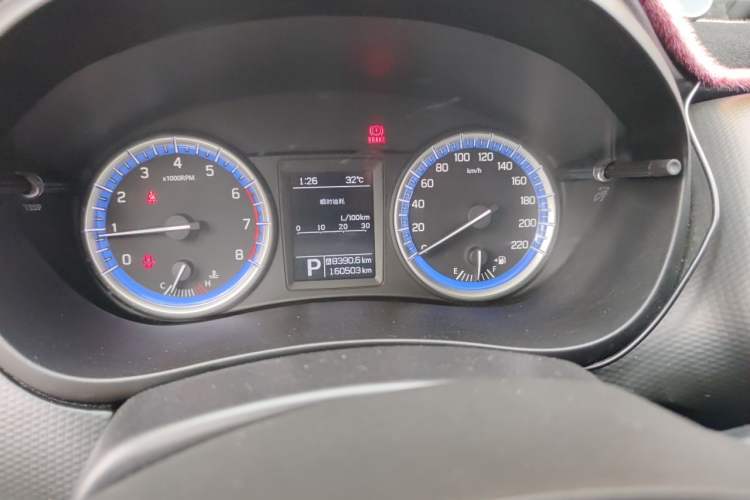 Used Suzuki S-Cross 2015 1.6L CVT Two-Wheel Drive Entry-Level Trim Odometer Close Up